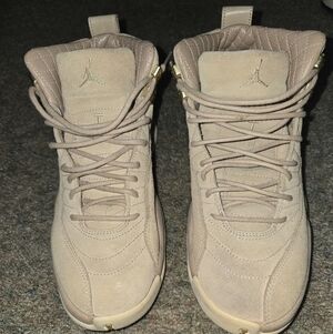 Women's Sz8 Jordan's
